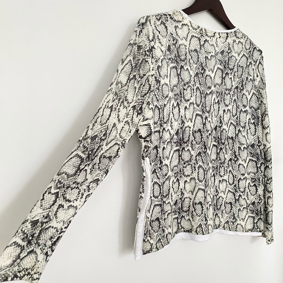 Franklin and Daysi Snake Print Layered Longsleeve Sweater - Picture 4 of 13